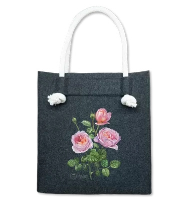 'Queen of Sweden' rose — premium felt bag