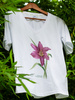 Summer Wine daylilies — premium  t-shirt