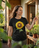 Common sunflower — classic t-shirt