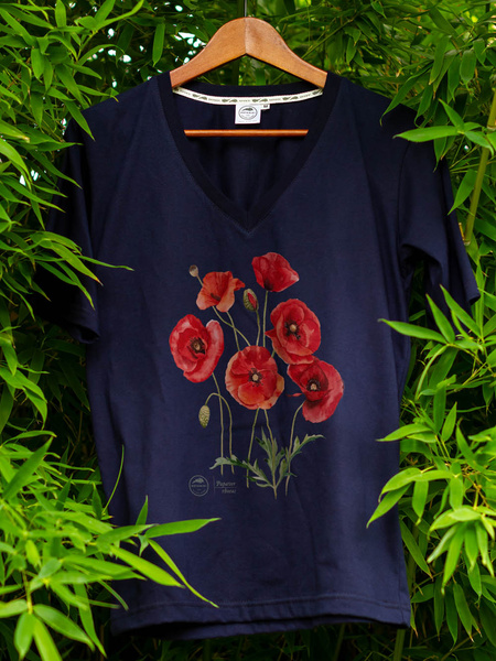 Common poppies — premium  t-shirt