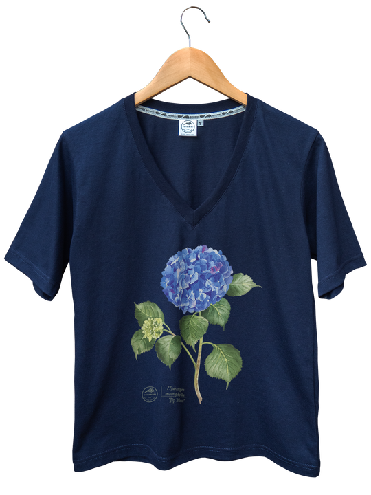 Hydrangea 'Jip Blue' — premium  t-shirt