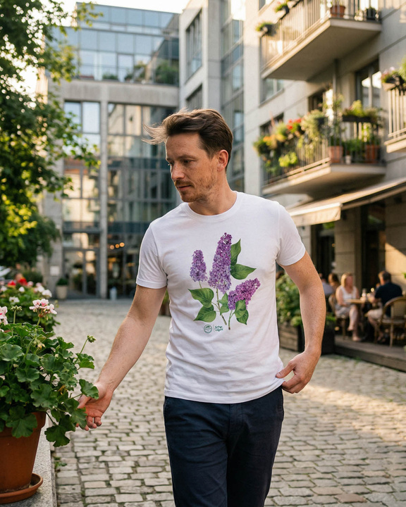 Common lilac — classic t-shirt