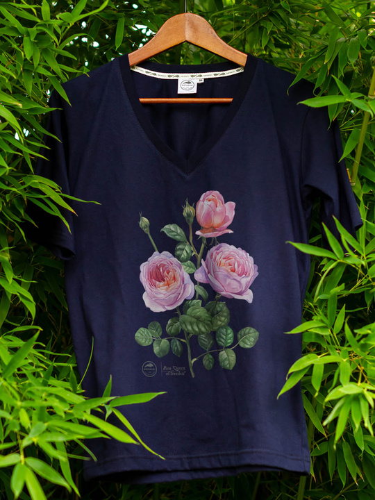 Rose 'Queen of Sweden' — premium t-shirt