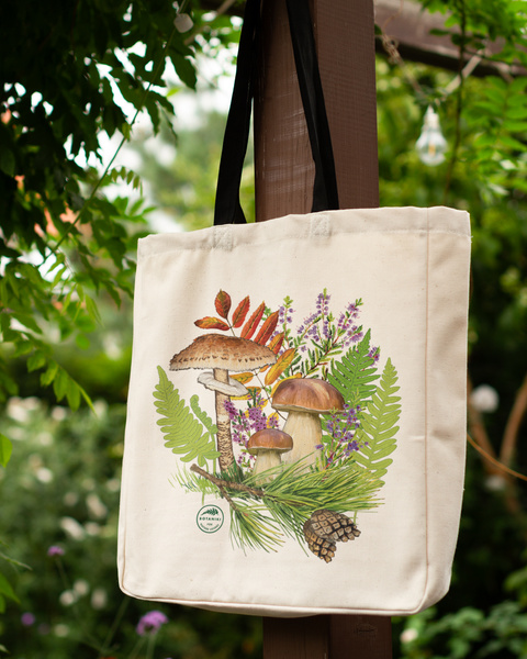 Autumn treasures of the woods — premium cotton bag